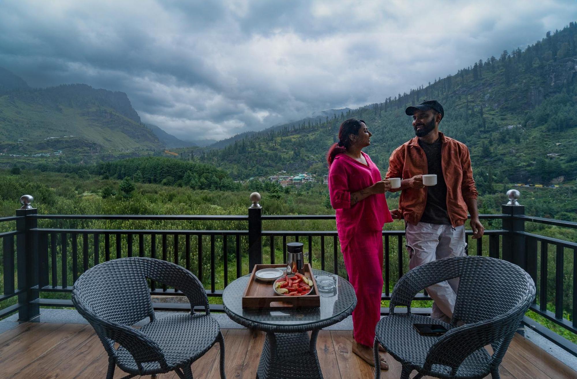 Nazaara - A Luxe Retreat Hotel Manali  Exterior photo