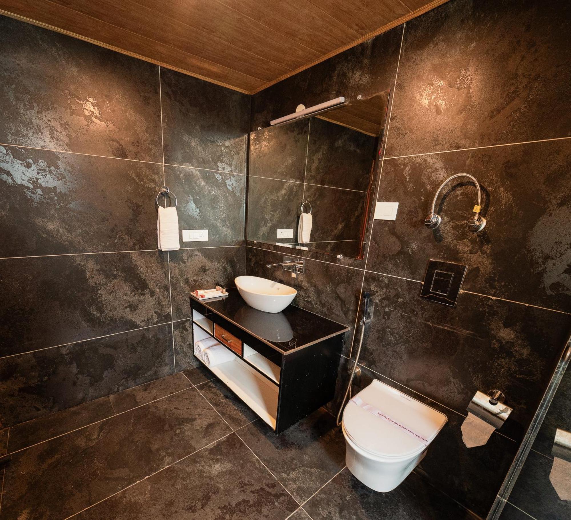 Nazaara - A Luxe Retreat Hotel Manali  Exterior photo